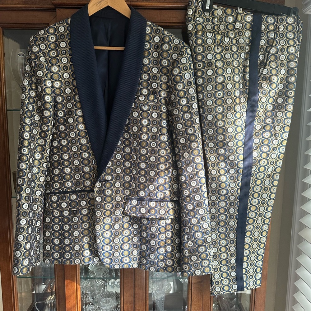 Men's Patterned Navy & Gold Tuxedo Blazer and Trouser Set
